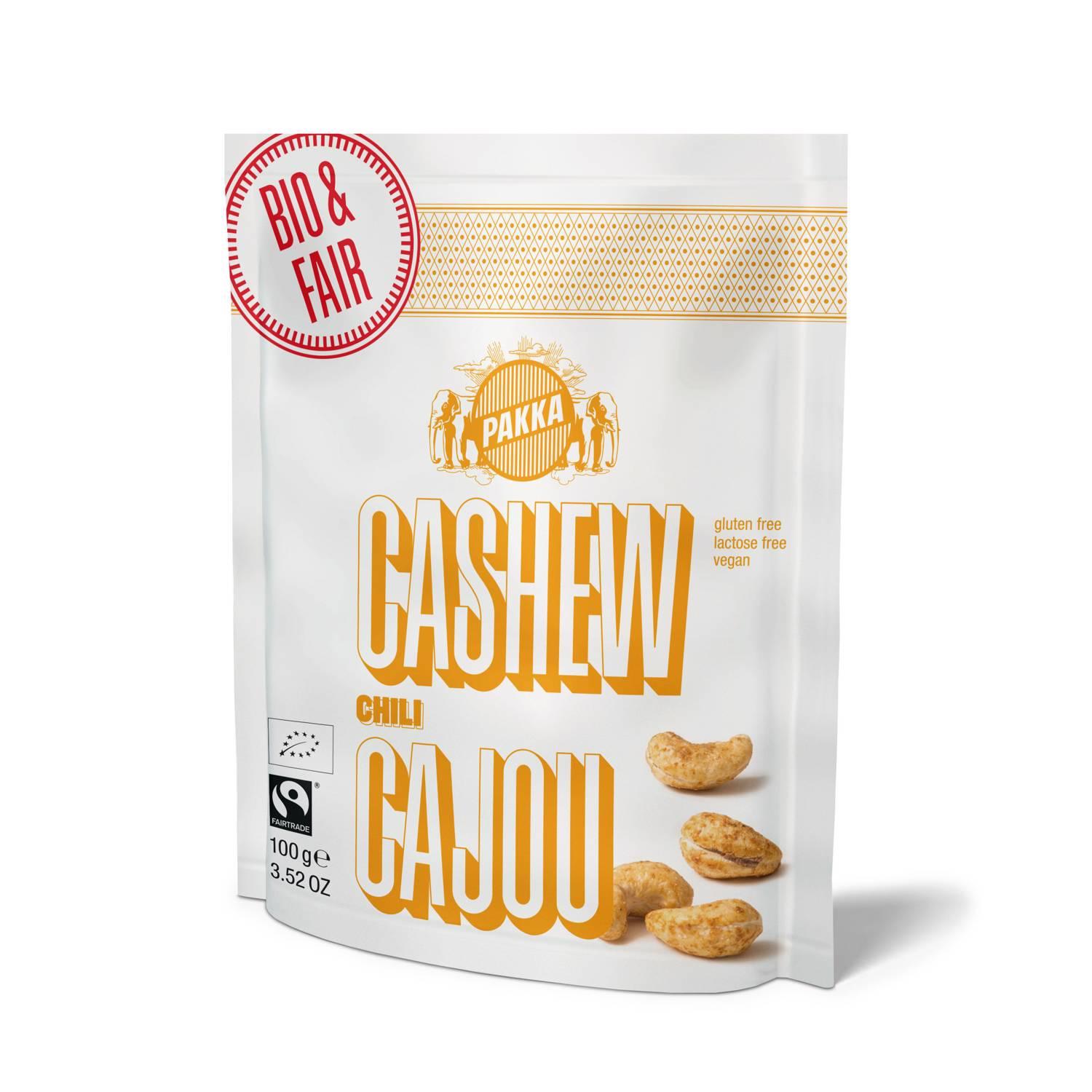 Cashews geröstet mit Chili, bio & fair, 100g, DP Les noix de cajou poussent en Afrique de l'Ouest. Ils convainquent par leur arôme doux et sucré et sont considérés comme une source précieuse de nutriments pour le corps et l?esprit. Le piment vient d?Ouzbékistan et est l?une des variétés de piment les plus pointues et les plus fruitées. Mélangé avec nos noix de cajou, un mélange exotique plein d?entrain est créé.+ Noix de cajou biologique et équitable+ Sans gluten+ Sans lactose+ Végétaliennes